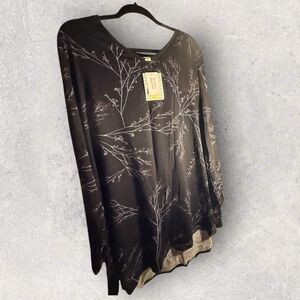 LulaRoe Elizabeth V-neck Long Sleeve 3XL Black Floral Print NWT